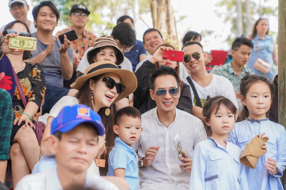 Dàn sao Việt “đại náo” Vinpearl Land và Safari Phú Quốc - 2