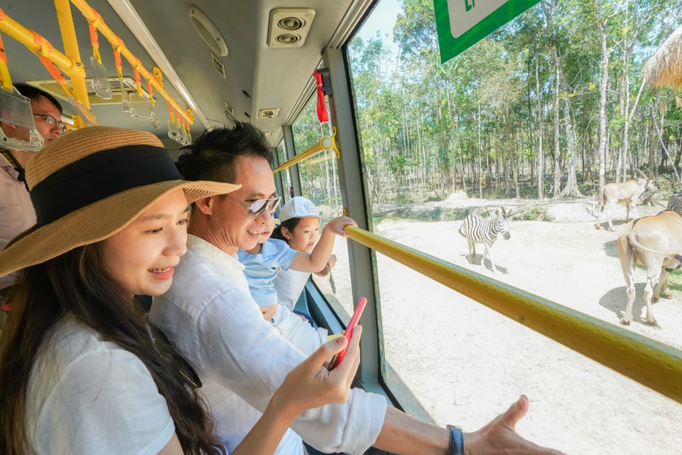 Dàn sao Việt “đại náo” Vinpearl Land và Safari Phú Quốc - 3