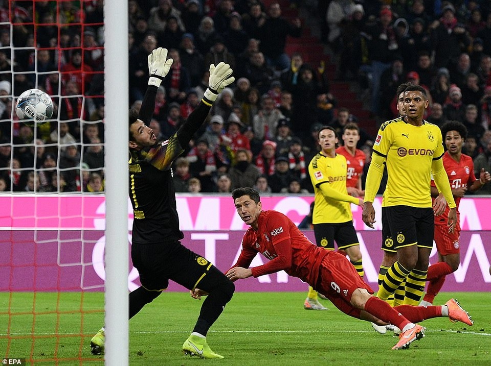 Bayern Munich 4-0 Dortmund: Lewandowski lại lập công - 1 Bayern Munich 4-0 Dortmund: Lewandowski lại lập công - 1