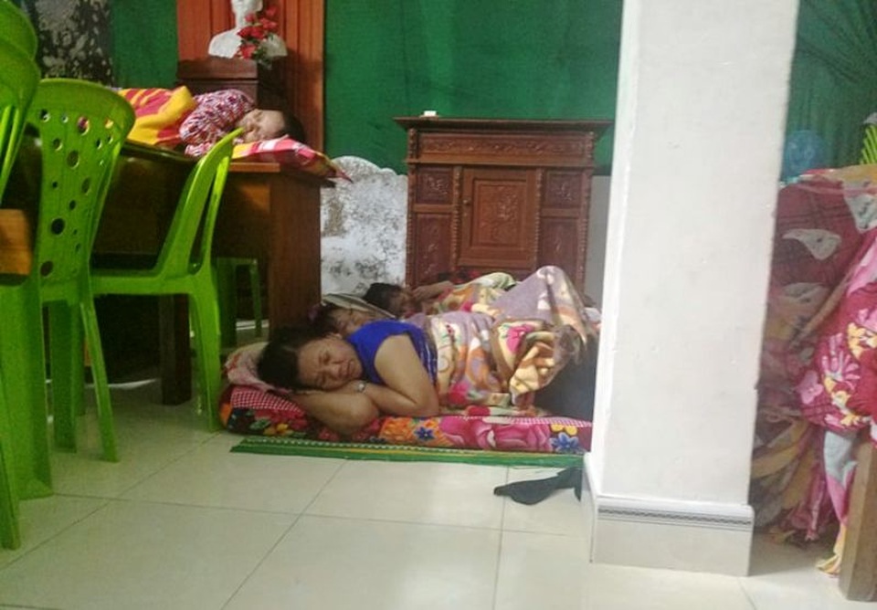Bão số 6 chuyển hướng phức tạp, có dấu hiệu suy yếu trên vùng biển gần bờ - 7 Bão số 6 chuyển hướng phức tạp, có dấu hiệu suy yếu trên vùng biển gần bờ - 7