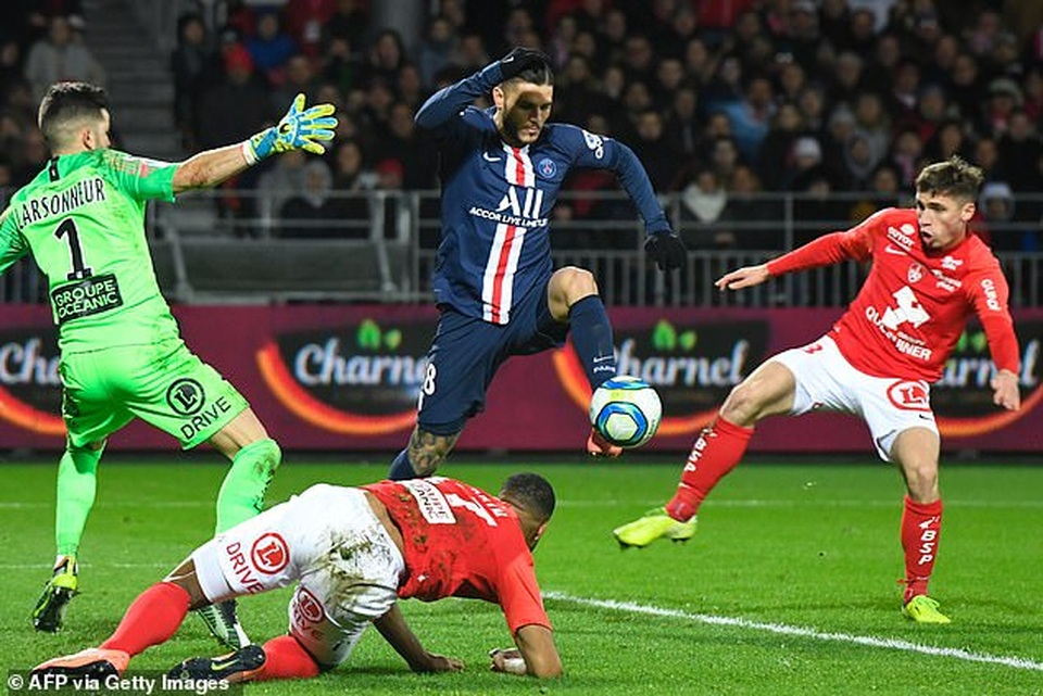 Icardi tỏa sáng, PSG xây chắc ngôi đầu bảng Ligue 1 - 3 Icardi tỏa sáng, PSG xây chắc ngôi đầu bảng Ligue 1 - 3