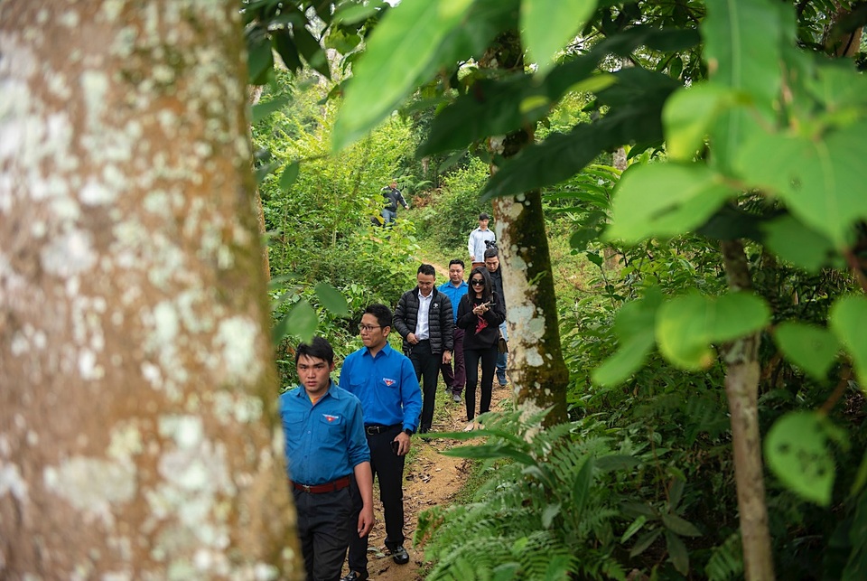 Thanh Dược khởi công xây dựng nhà nhân ái, một mùa đông không còn giá buốt ở Tòng Sành - 3 Thanh Dược khởi công xây dựng nhà nhân ái, một mùa đông không còn giá buốt ở Tòng Sành - 3