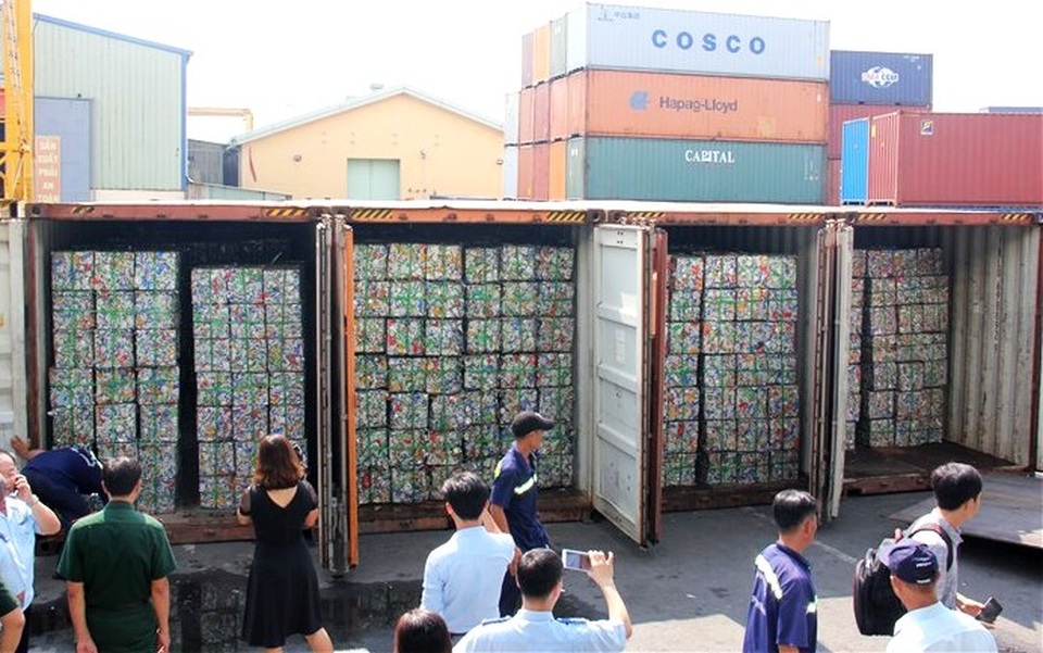Liên tục phát hiện hàng hóa xuất nhập khẩu gian lận thuế hàng tỷ đồng - 1 Liên tục phát hiện hàng hóa xuất nhập khẩu gian lận thuế hàng tỷ đồng - 1