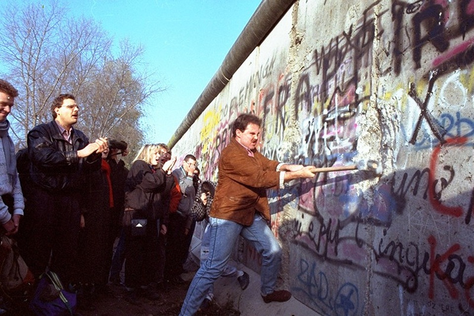 Ông Gorbachev tiết lộ người khiến Liên bang Xô viết sụp đổ - 4 Ông Gorbachev tiết lộ người khiến Liên bang Xô viết sụp đổ - 4