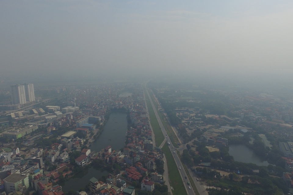 Bầu trời khu vực Hà Nội có chỉ số không khí cảnh báo khẩn cấp về sức khỏe - 2 Bầu trời khu vực Hà Nội có chỉ số không khí cảnh báo khẩn cấp về sức khỏe - 2
