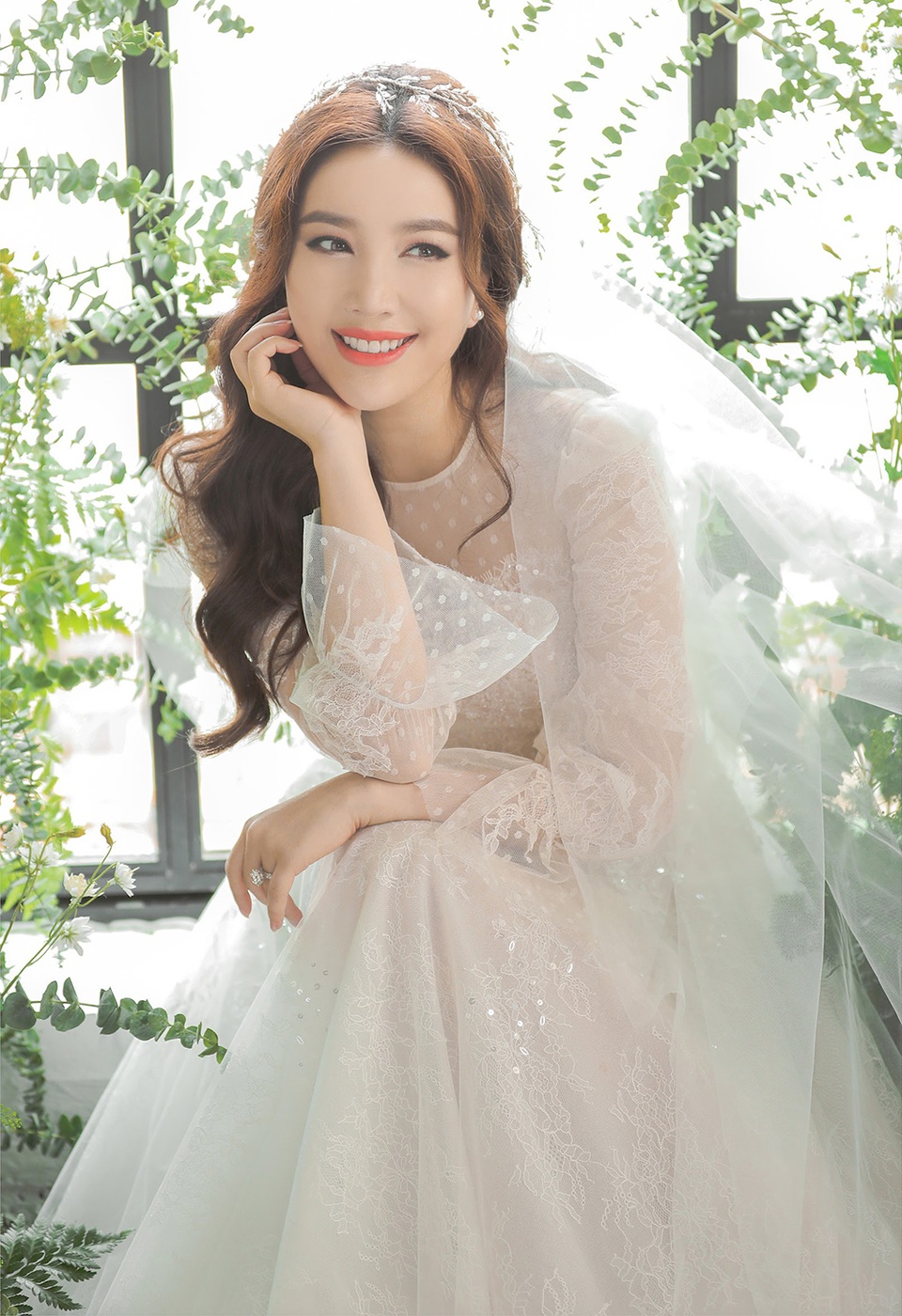 Bảo Thy xác nhận lên xe hoa, tiết lộ ảnh cưới cùng ông xã Phan Lĩnh - 2 Bảo Thy xác nhận lên xe hoa, tiết lộ ảnh cưới cùng ông xã Phan Lĩnh - 2