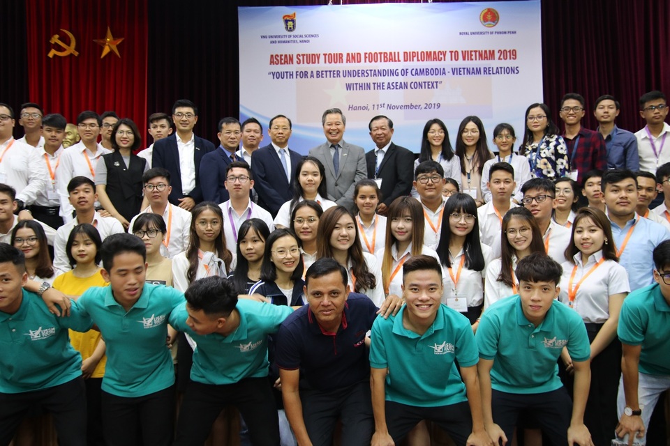 Sinh viên là đại sứ kết nối quan hệ hữu nghị Việt Nam – Campuchia - 4 Sinh viên là đại sứ kết nối quan hệ hữu nghị Việt Nam – Campuchia - 4