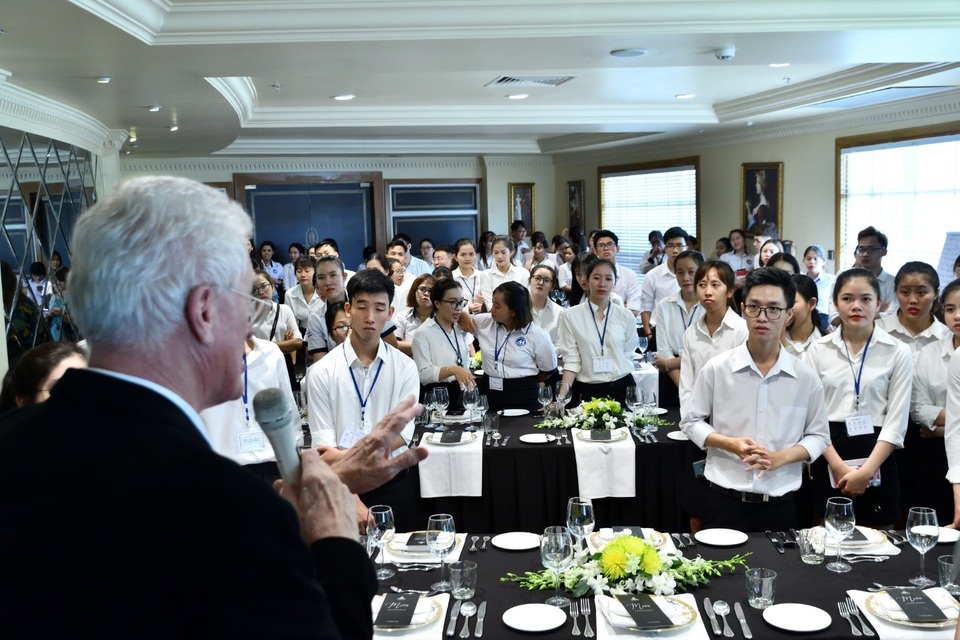“Lệch pha” giữa doanh nghiệp và trường đào tạo đến vài chục năm - 2 “Lệch pha” giữa doanh nghiệp và trường đào tạo đến vài chục năm - 2