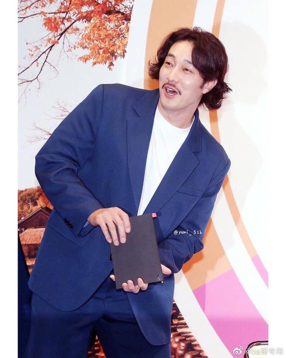 Trước khi trở thành “ông chú”, So Ji Sub từng điển trai và hấp dẫn thế này! - 1 Trước khi trở thành “ông chú”, So Ji Sub từng điển trai và hấp dẫn thế này! - 1