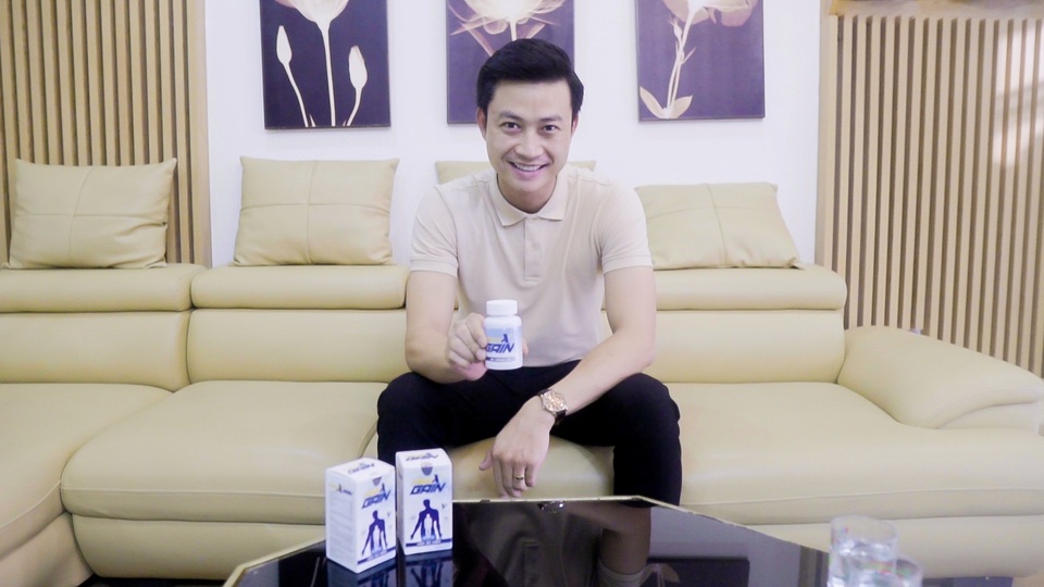 Tiến Lộc Về nhà đi con sụt cân nghiêm trọng sau trận sốt kéo dài và bí kíp lấy lại vóc dáng “chuẩn 10” - 1 Tiến Lộc Về nhà đi con sụt cân nghiêm trọng sau trận sốt kéo dài và bí kíp lấy lại vóc dáng “chuẩn 10” - 1