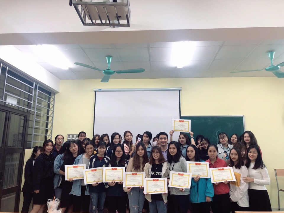 Đại học Tài nguyên và Môi trường Hà Nội với mô hình giáo viên chủ nhiệm lớp trong giáo dục đại học - 2 Đại học Tài nguyên và Môi trường Hà Nội với mô hình giáo viên chủ nhiệm lớp trong giáo dục đại học - 2