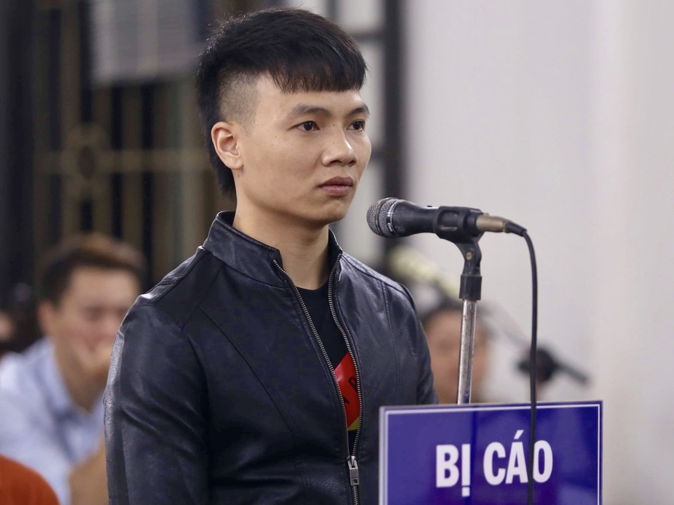Khá Bảnh bị tuyên phạt 10 năm 6 tháng tù - 1 Khá Bảnh bị tuyên phạt 10 năm 6 tháng tù - 1