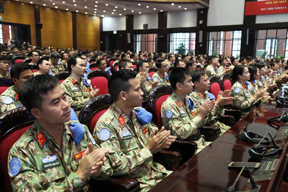 63 cán bộ bệnh viện dã chiến lên đường làm nhiệm vụ gìn giữ hòa bình quốc tế - 1