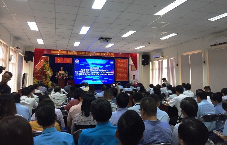 Giảm thủ tục, giảm ùn tắc hàng hóa tại cảng Cát Lái sẽ tiết kiệm 5.000 tỷ đồng/năm - 3 Giảm thủ tục, giảm ùn tắc hàng hóa tại cảng Cát Lái sẽ tiết kiệm 5.000 tỷ đồng/năm - 3