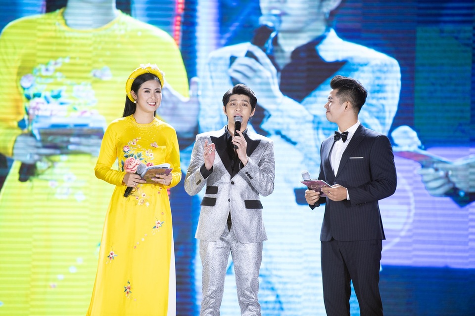 The Color Queen: Đại tiệc âm nhạc cho khán giả thủ đô - 7 The Color Queen: Đại tiệc âm nhạc cho khán giả thủ đô - 7