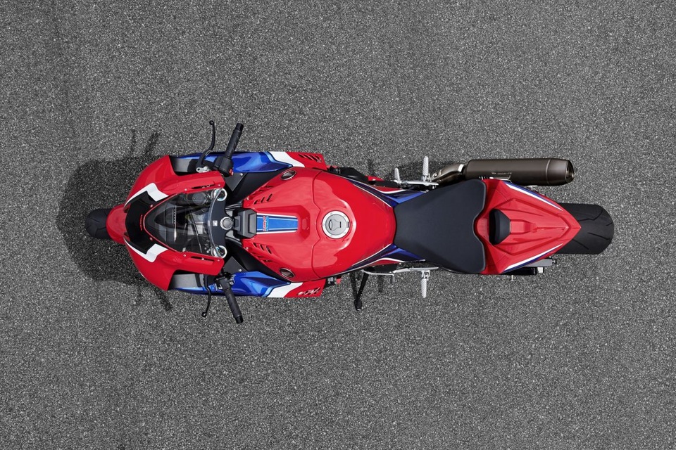 Honda CBR1000RR-R ra mắt, tranh tài ở World Superbike 2020 - 9 Honda CBR1000RR-R ra mắt, tranh tài ở World Superbike 2020 - 9