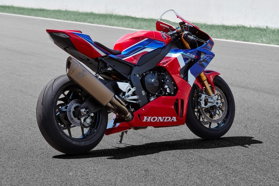 Honda CBR1000RR-R ra mắt, tranh tài ở World Superbike 2020 - 4 Honda CBR1000RR-R ra mắt, tranh tài ở World Superbike 2020 - 4