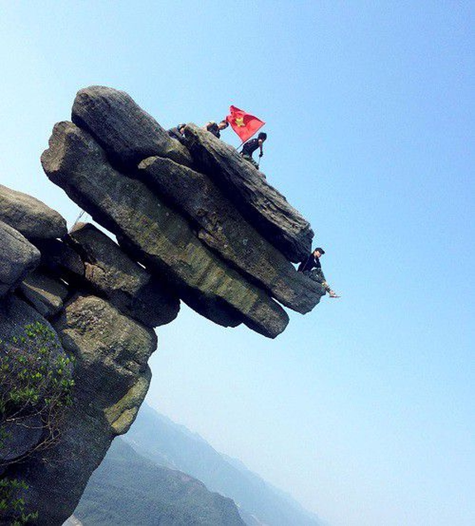 Thót tim những điểm sống “ảo” đánh đu với tử thần ở Việt Nam - 6