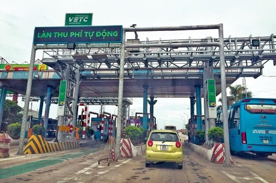 Thu phí không dừng: Dự án lỗ nặng 300 tỷ đồng, “đại gia” BOT vẫn nhảy vào - 1 Thu phí không dừng: Dự án lỗ nặng 300 tỷ đồng, “đại gia” BOT vẫn nhảy vào - 1