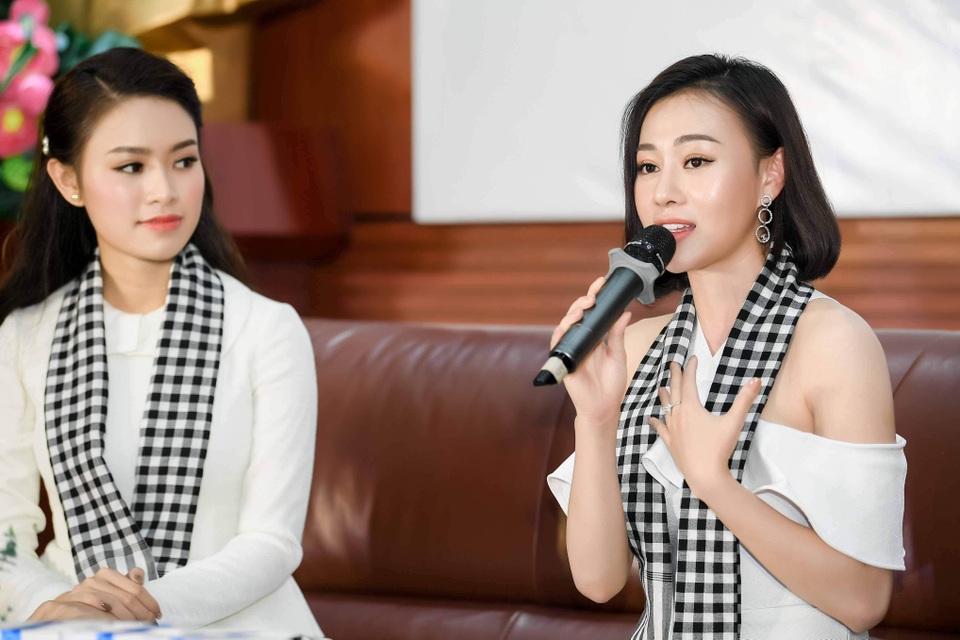 Phương Oanh kể về quãng thời gian sống trong nước mắt, nhiều đêm tủi thân - 3 Phương Oanh kể về quãng thời gian sống trong nước mắt, nhiều đêm tủi thân - 3