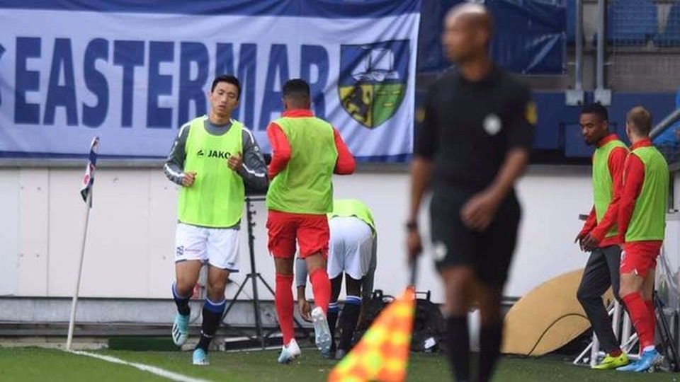 Văn Hậu chia sẻ với báo Hà Lan về khát vọng giành HCV SEA Games - 1 Văn Hậu chia sẻ với báo Hà Lan về khát vọng giành HCV SEA Games - 1