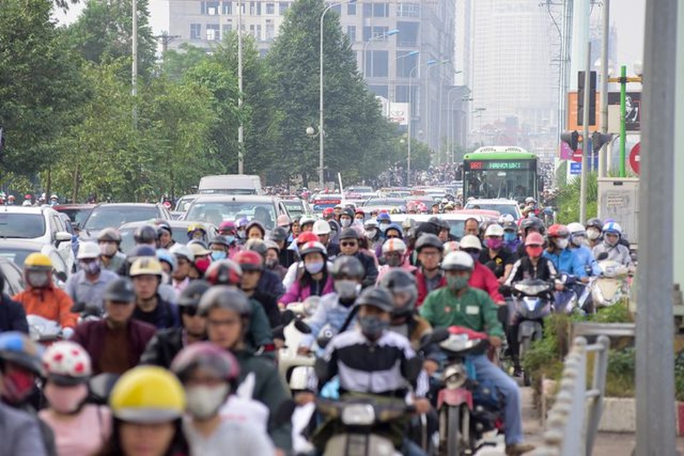 Hà Nội: Hơn 10 tháng, phạt nguội 1.500 trường hợp vi phạm giao thông - 1 Hà Nội: Hơn 10 tháng, phạt nguội 1.500 trường hợp vi phạm giao thông - 1