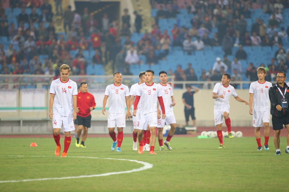 Việt Nam 1-0 UAE: Tiến Linh ghi bàn đẳng cấp - 26 Việt Nam 1-0 UAE: Tiến Linh ghi bàn đẳng cấp - 26