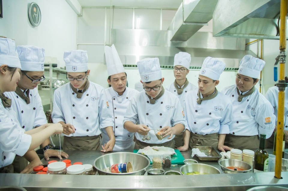 Dạy nghề: Trao đam mê mới là khó! - 1 Dạy nghề: Trao đam mê mới là khó! - 1