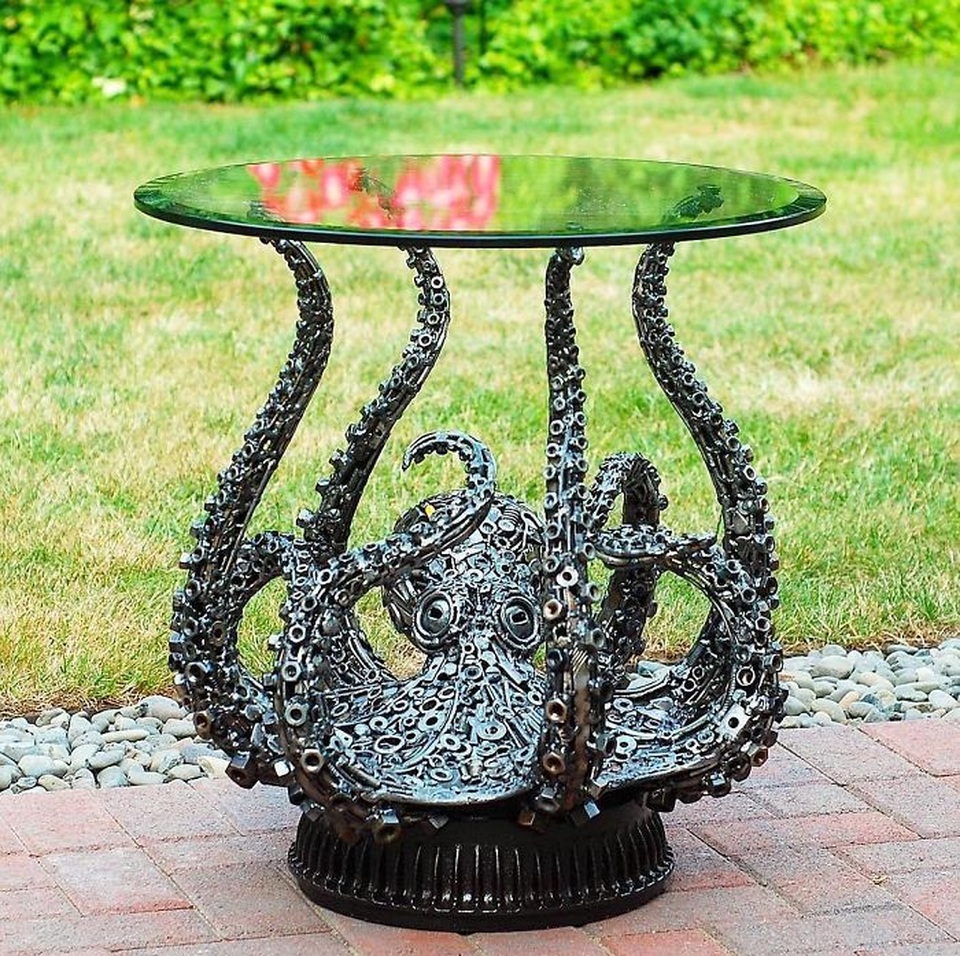 Thán phục trước tác phẩm nghệ thuật được làm từ những món đồ bỏ đi - 17 Thán phục trước tác phẩm nghệ thuật được làm từ những món đồ bỏ đi - 17