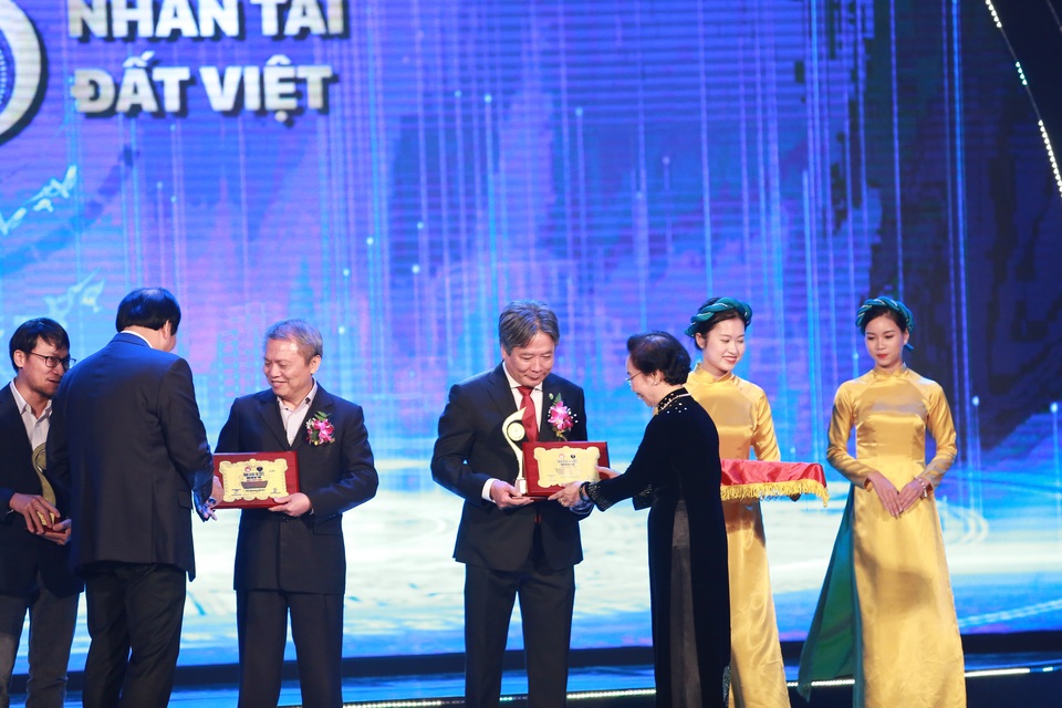 Người đưa “phẫu thuật quý tộc” của châu Âu “phủ sóng” khắp Việt Nam - 1 Người đưa “phẫu thuật quý tộc” của châu Âu “phủ sóng” khắp Việt Nam - 1