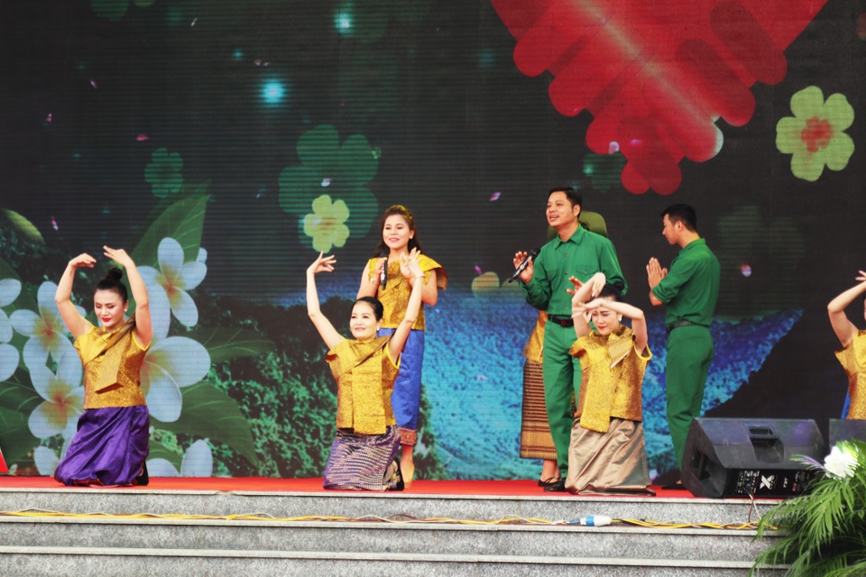 Khai mạc chương trình “Thắm tình hữu nghị đặc biệt Việt Nam - Lào” năm 2019 - 5 Khai mạc chương trình “Thắm tình hữu nghị đặc biệt Việt Nam - Lào” năm 2019 - 5