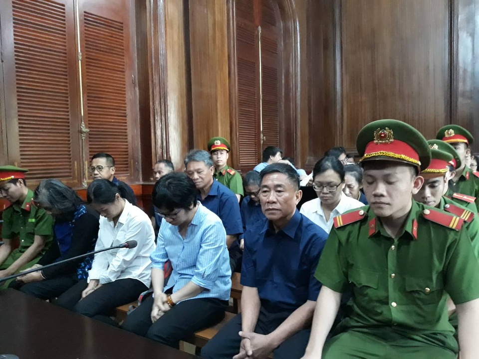 Vụ Ngân hàng Đại Tín: Vướng vào vòng lao lý vì nghe theo chỉ đạo của Hứa Thị Phấn? - 1 Vụ Ngân hàng Đại Tín: Vướng vào vòng lao lý vì nghe theo chỉ đạo của Hứa Thị Phấn? - 1
