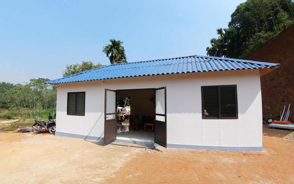 20 ngày “lắp ghép” một căn nhà trong mơ cho người nghèo - 2 20 ngày “lắp ghép” một căn nhà trong mơ cho người nghèo - 2