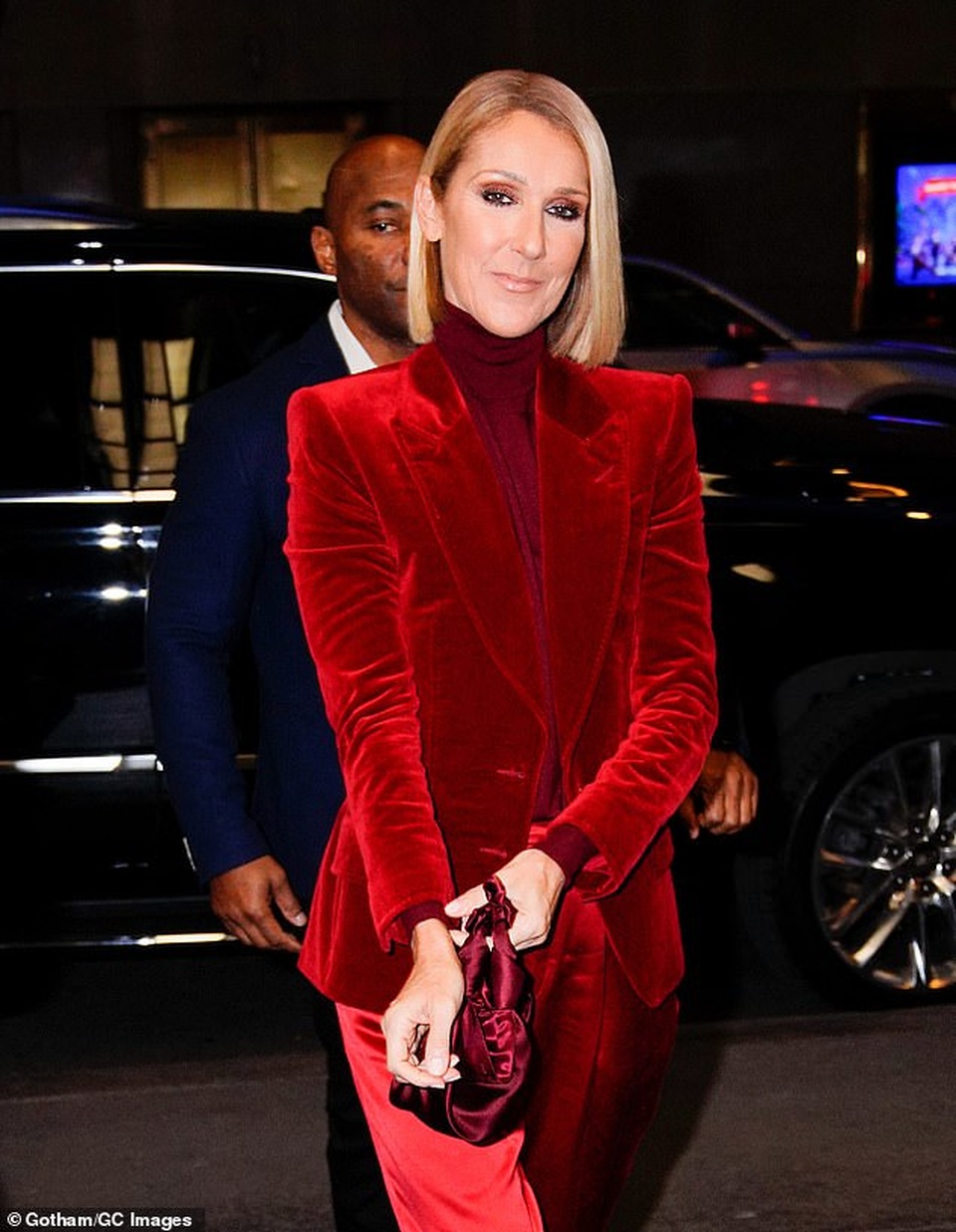 Celine Dion bắt đầu “mở cửa với tình yêu” - 3 Celine Dion bắt đầu “mở cửa với tình yêu” - 3