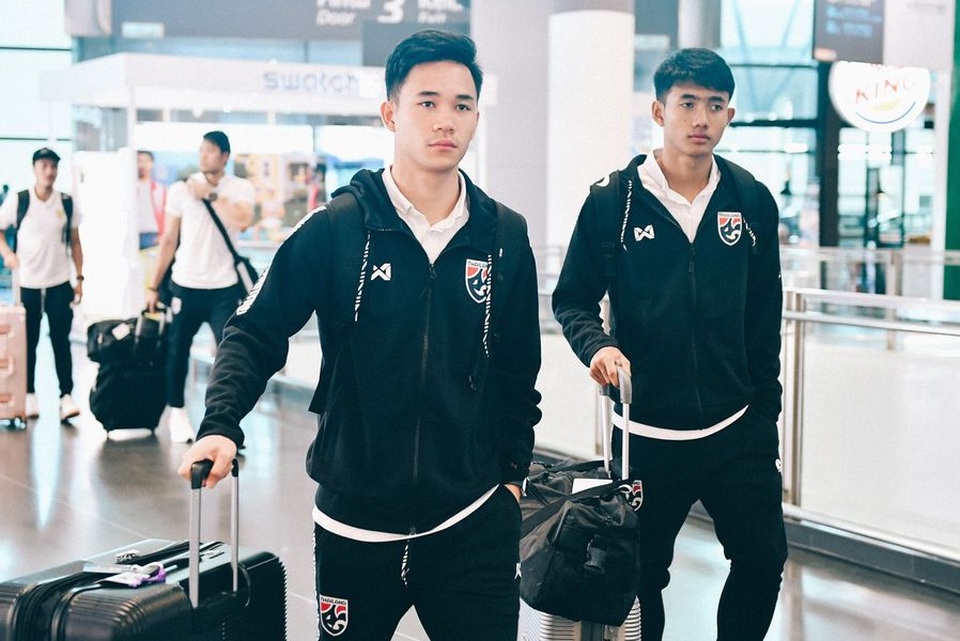 Đội tuyển Thái Lan tức tốc hành quân sang Việt Nam, chuẩn bị đại chiến - 4 Đội tuyển Thái Lan tức tốc hành quân sang Việt Nam, chuẩn bị đại chiến - 4