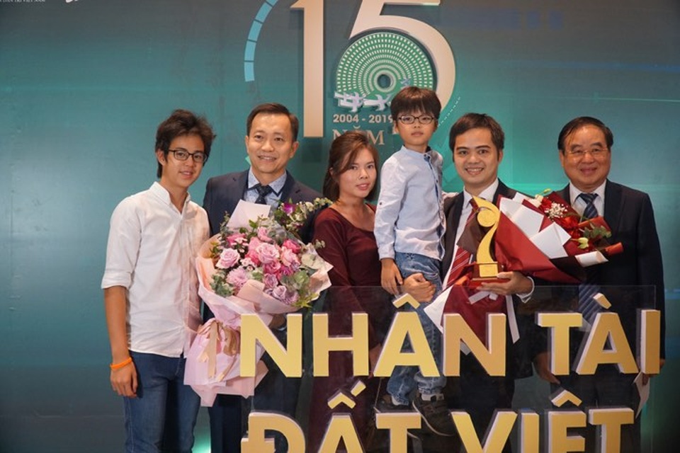 Giải nhì Nhân tài Đất Việt 2019: Cơ hội tìm kiếm nhà đầu tư dễ dàng hơn - 4 Giải nhì Nhân tài Đất Việt 2019: Cơ hội tìm kiếm nhà đầu tư dễ dàng hơn - 4