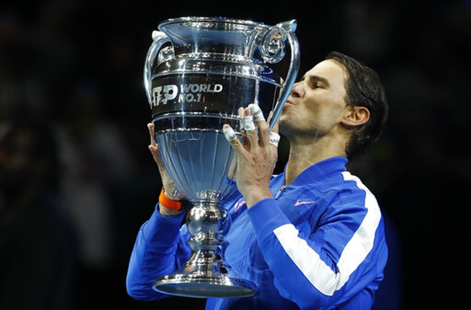 ATP Finals:  Giành chiến thắng trước Tsitsipas, Nadal vẫn bị loại - 3