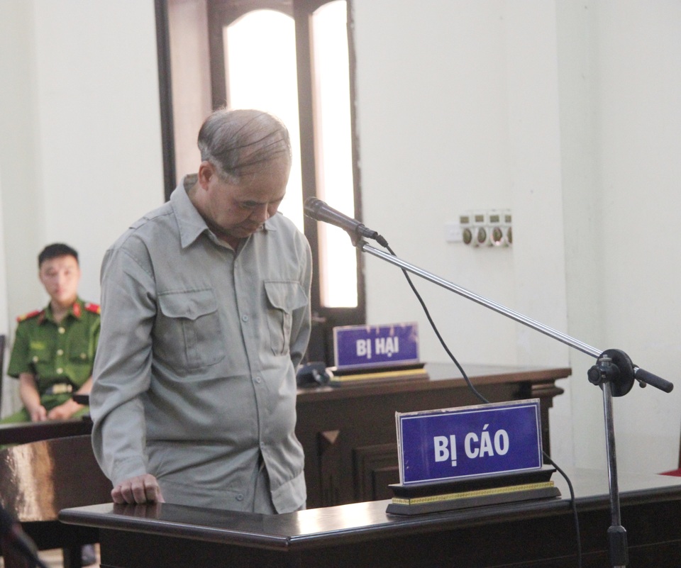 7 gia đình nam sinh bị thầy hiệu trưởng xâm hại làm đơn kháng cáo - 1