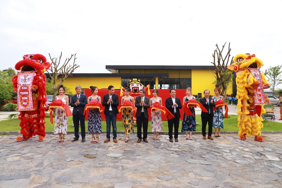 Hoàng Gia Hội An khai trương văn phòng kinh doanh Shantira Beach Resort Spa tại Hội An - 1 Hoàng Gia Hội An khai trương văn phòng kinh doanh Shantira Beach Resort Spa tại Hội An - 1