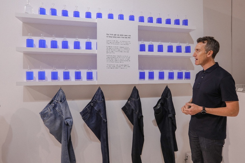 UNIQLO giải mã triết lý thời trang LifeWear với không gian trưng bày độc đáo - 9 UNIQLO giải mã triết lý thời trang LifeWear với không gian trưng bày độc đáo - 9