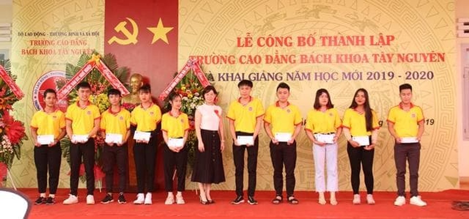 Công bố thành lập Trường Cao đẳng Bách khoa Tây Nguyên - 2 Công bố thành lập Trường Cao đẳng Bách khoa Tây Nguyên - 2