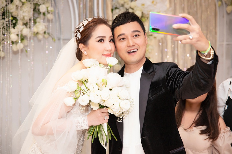 Bảo Thy mất ngủ 10 ngày trước đám cưới vì hồi hộp - 7 Bảo Thy mất ngủ 10 ngày trước đám cưới vì hồi hộp - 7