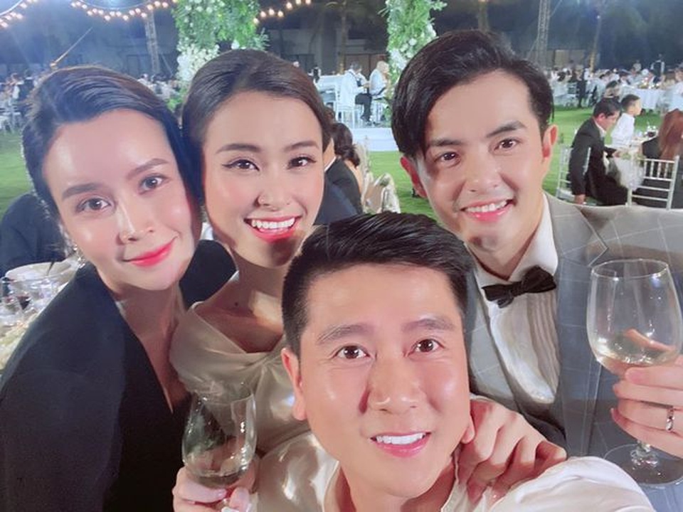 Ồn ào showbiz hợp tan, hạnh phúc nghệ sĩ có mong manh? - 3