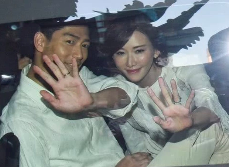 Lâm Chí Linh mặc váy cưới, tập luyện cho hôn lễ đặc biệt diễn ra vào hôm nay - 5 Lâm Chí Linh mặc váy cưới, tập luyện cho hôn lễ đặc biệt diễn ra vào hôm nay - 5