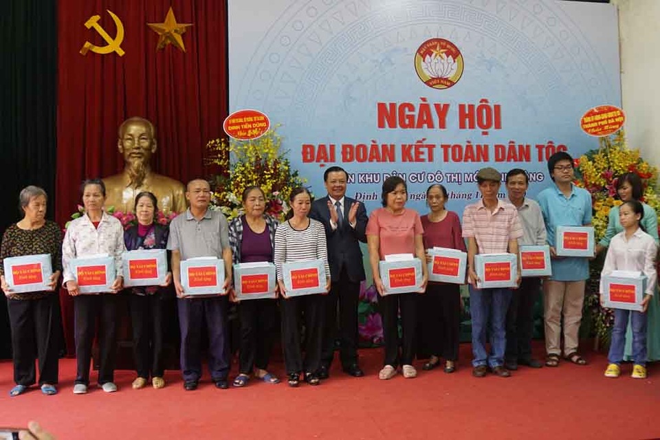 Bộ trưởng Bộ Tài chính: Thu ngân sách từ dầu thô giảm là tín hiệu mừng! - 3 Bộ trưởng Bộ Tài chính: Thu ngân sách từ dầu thô giảm là tín hiệu mừng! - 3