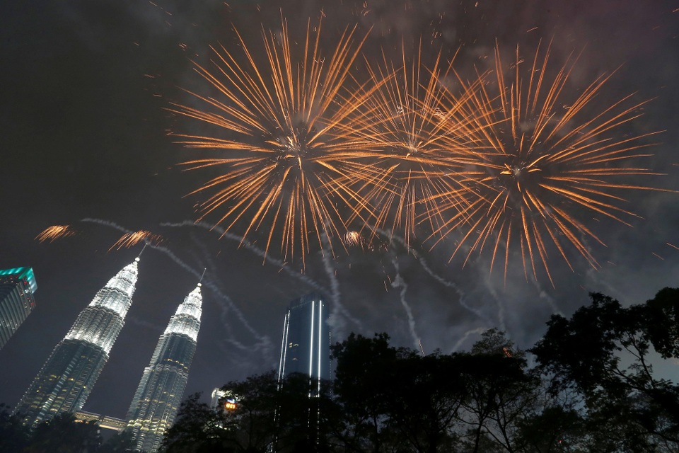 Thế giới rợp trời pháo hoa chào đón năm mới 2019 - 2
(Ảnh: Sky)