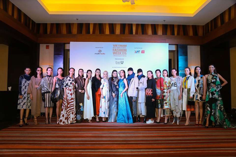 Sau "Áo dài Phượng Hoàng", PNJ mang gì đến VIFW thu đông 2016? - 7 Sau "Áo dài Phượng Hoàng", PNJ mang gì đến VIFW thu đông 2016? - 7
