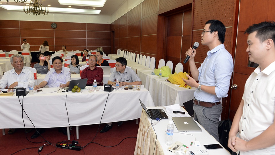 Các nhóm tác phẩm dự thi tham gia thành 3 Hội đồng ở 3 lĩnh vực gồm: Sản phẩm CNTT Thành công; Hệ thống CNTT triển vọng; Sản phẩm CNTT ứng dụng trên di động