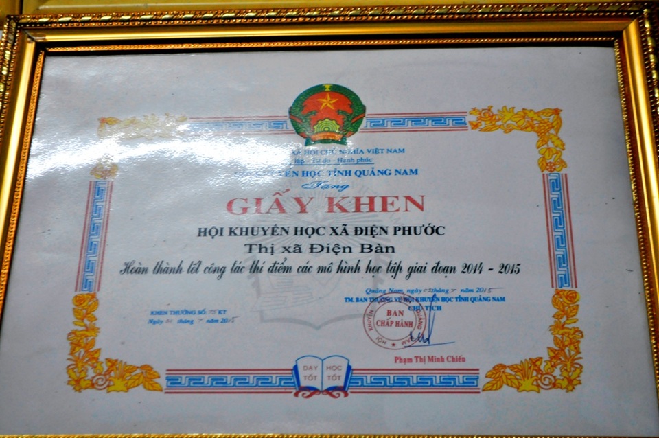 Người đàn ông giàu lòng thiện nguyện với học sinh nghèo - 3