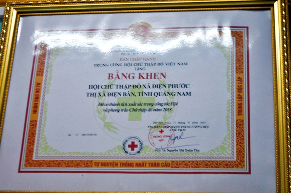 Người đàn ông giàu lòng thiện nguyện với học sinh nghèo - 4